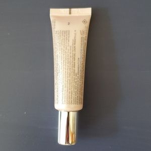 Giorgio Armani Makeup - Armani Prima Color Control Glow Moisturizer Giorgio Armani Makeup - Armani Prima Color Control Glow Moisturizer